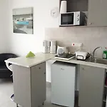Elenapa * Ajía Nápa