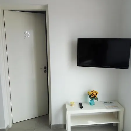 Elenapa Αγία Νάπα