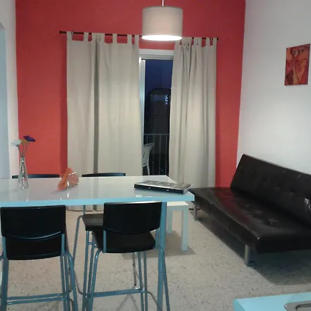 Elenapa Holiday Apartment *