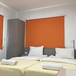 Elenapa Holiday Apartment *