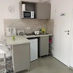 Elenapa Holiday Apartment *